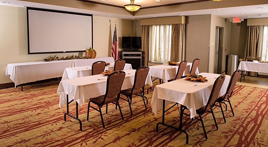 Holiday Inn Express & Suites Superior, an IHG Hotel