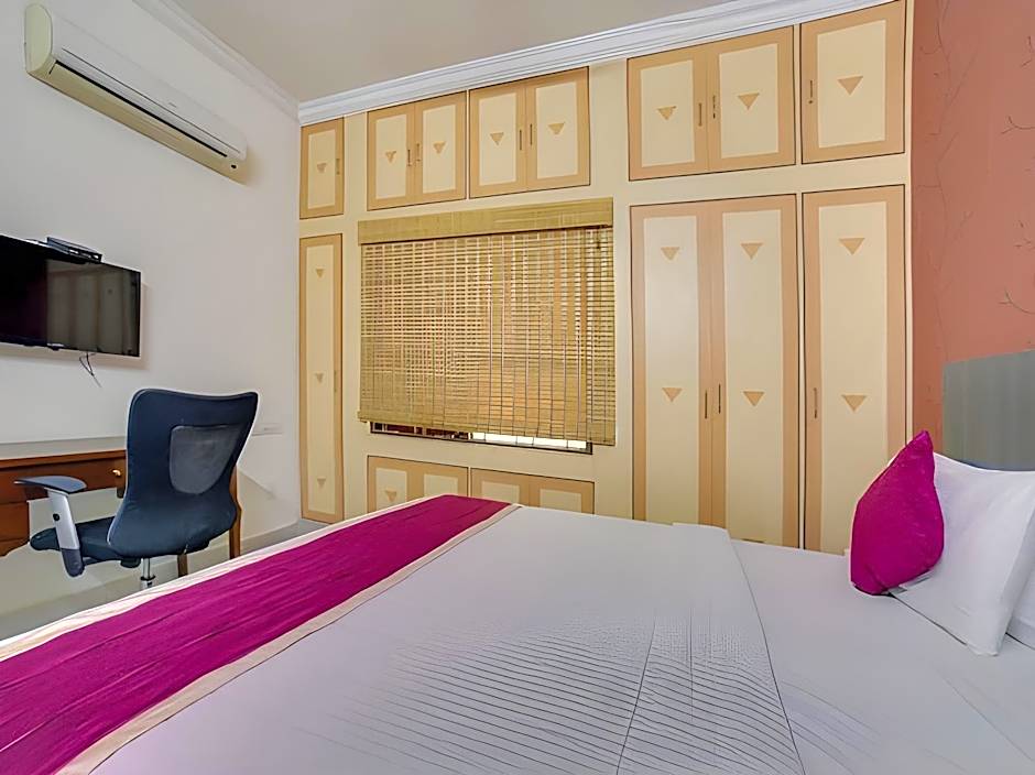 Hotel Athome & Serviced Apartments By Deccan Serai Hotels