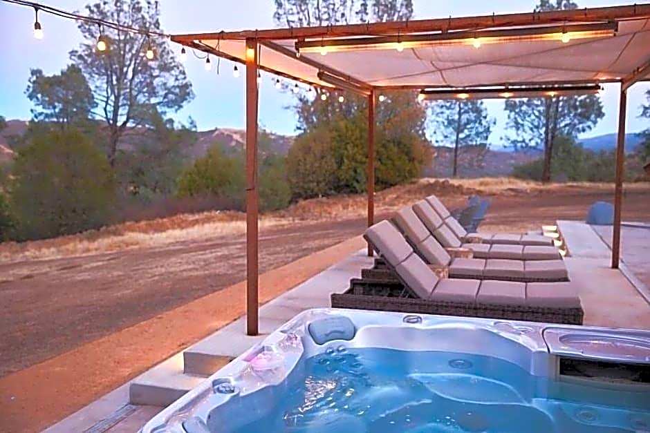 Bed and Barrel at Stonehouse Cellars