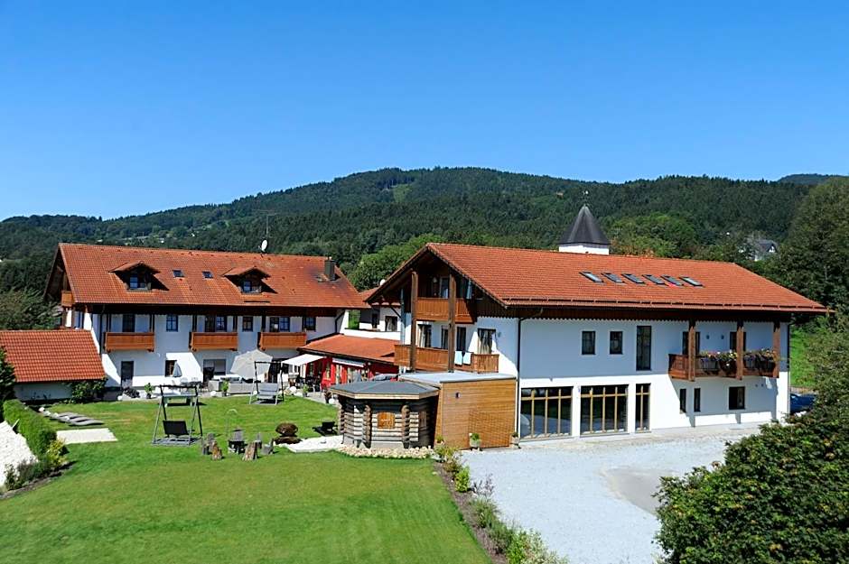 Sporthotel Bernrieder Hof GmbH