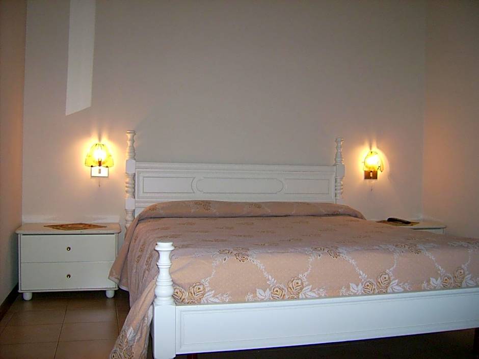 Hotel Cubamia – Romano d'Ezzelino, 