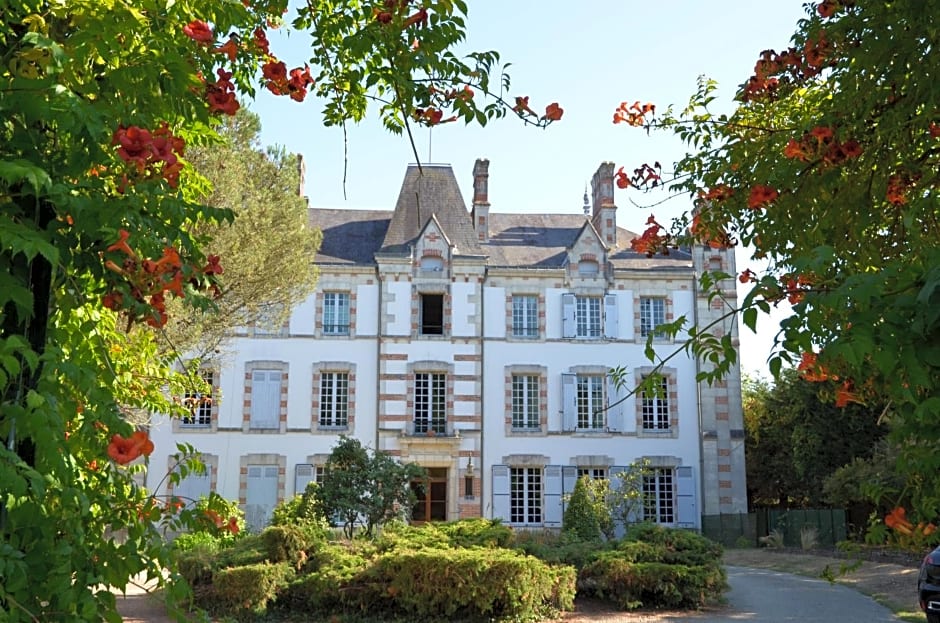 Château des Bretonnières sur vie - Maison d'hôtes