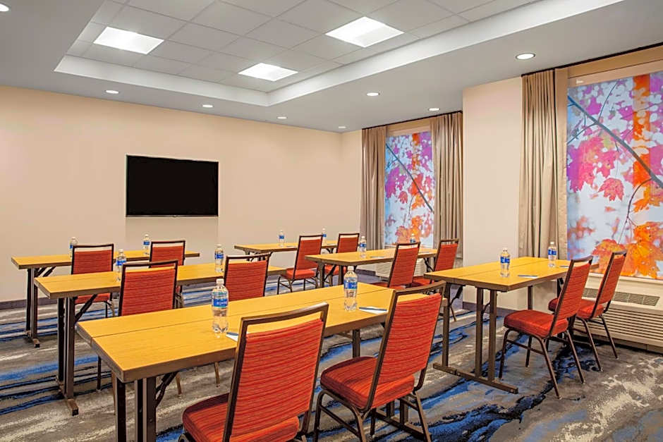 Fairfield Inn & Suites by Marriott Harrisburg West/Mechanicsburg