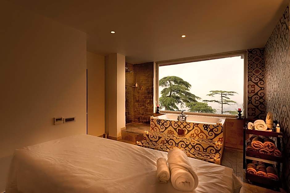 Renest Dunsvirk Court Mussoorie