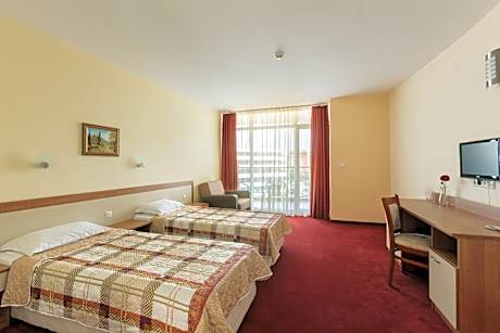 Twin Room with Balcony