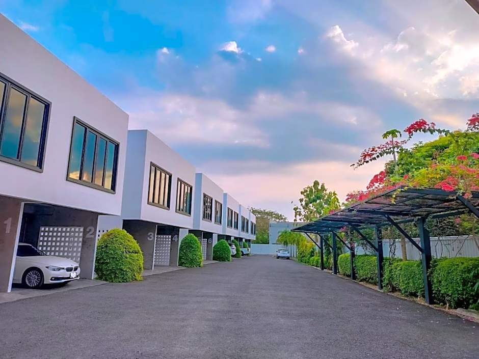 Cicada Hotel Kanchanaburi