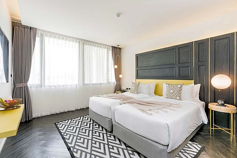 SCENE Bangkoknoi hotel (SHA Extra Plus)