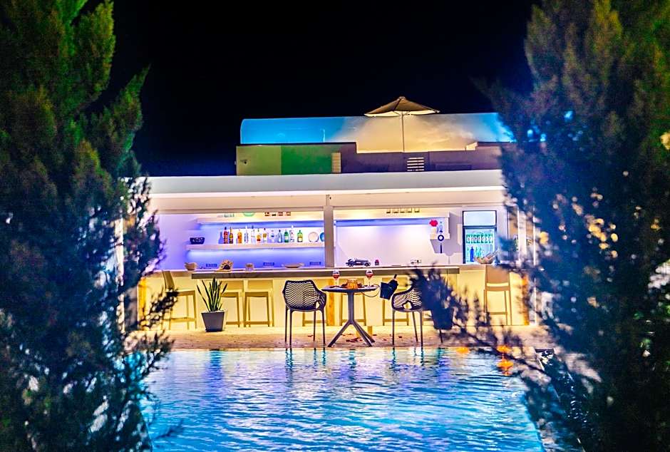 Santoterra Antigua Suites