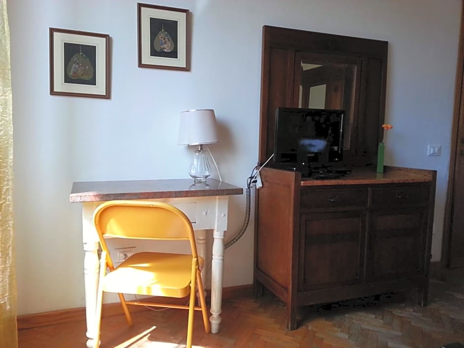 A Due Passi Dal Centro Rooms For Rent