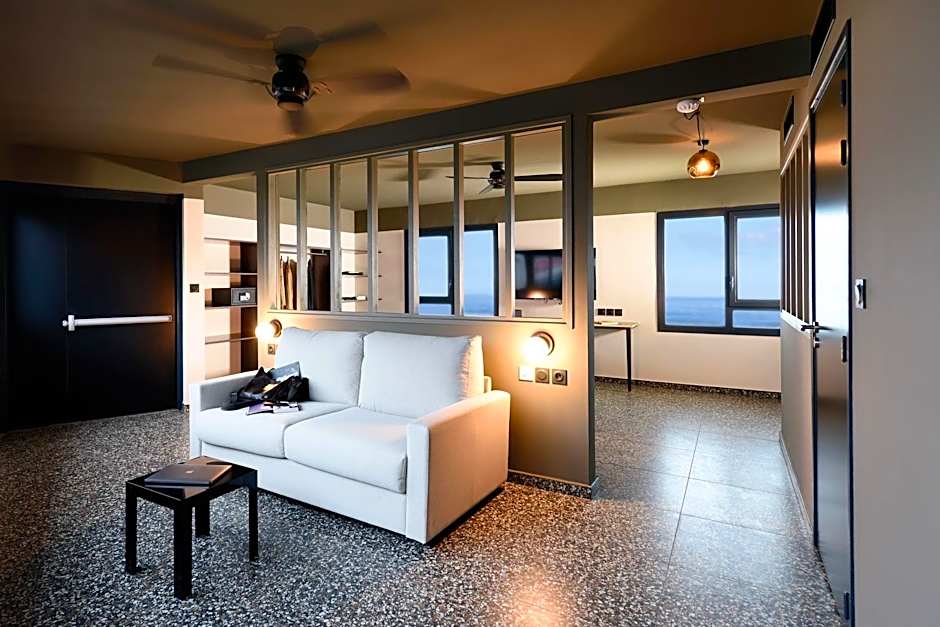 DINA MORGABINE SAINT DENIS