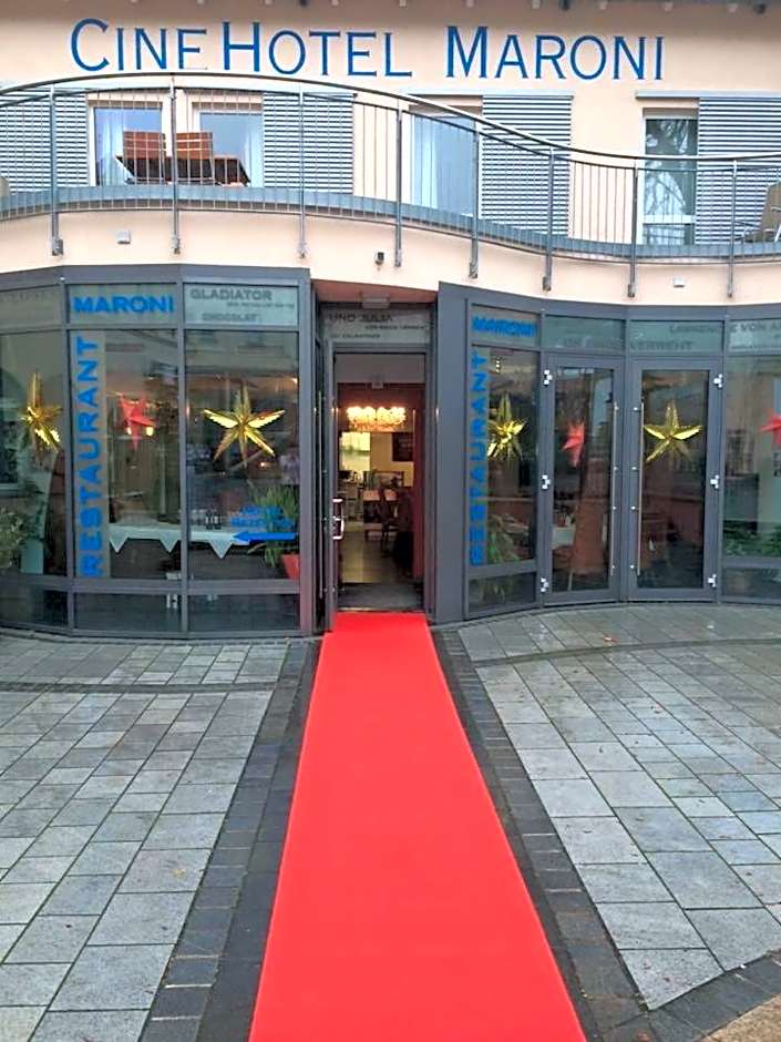 CineHotel Maroni