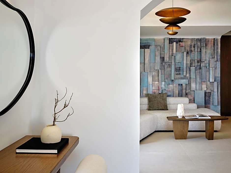 Andronis Luxury Suites