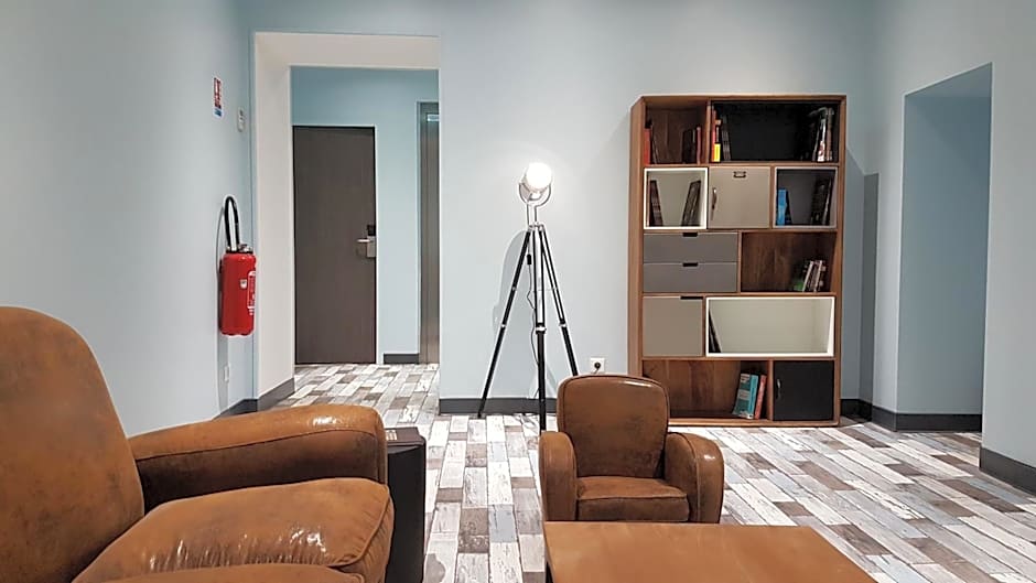 Logis Hotel Yseria - Historical Center