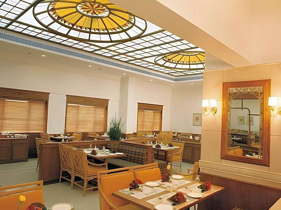 Hotel Abad Plaza