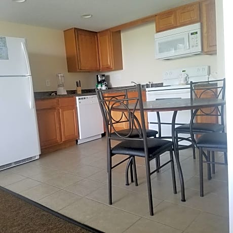 Two-Bedroom Suite - Non-Smoking
