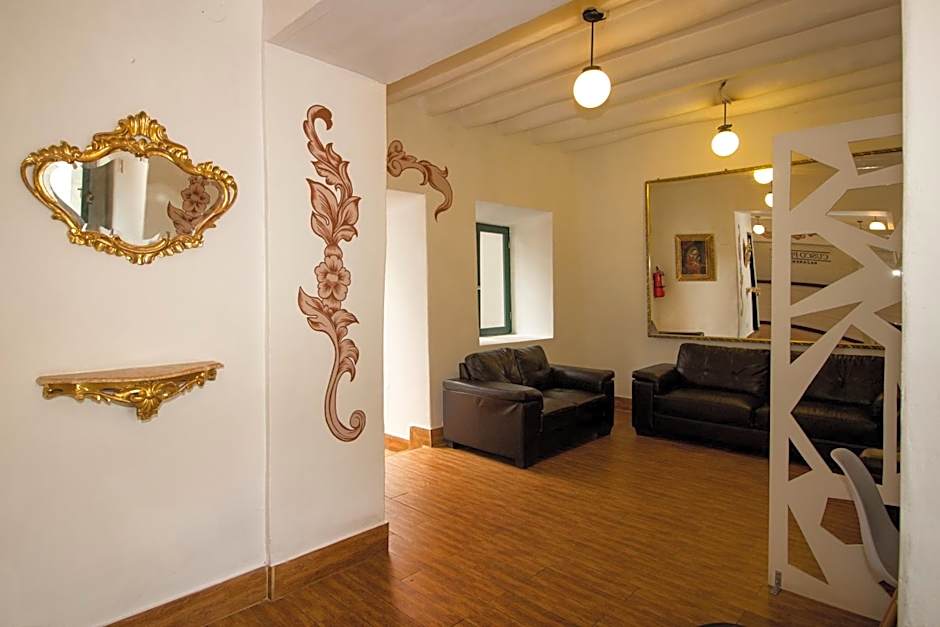 Cusco Plaza Nazarenas