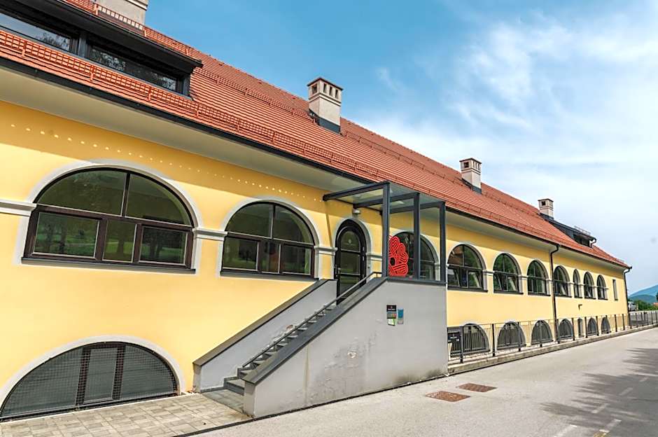 Dvorec Trebnik - SOBE