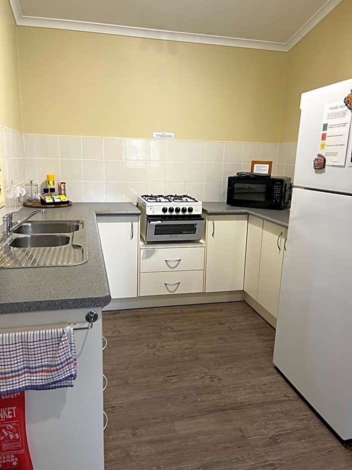 Safety Beach Bungalows