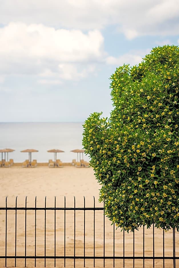 Kamari Beach Hotel