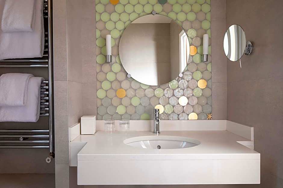 Hotel Aiglon - Esprit de France