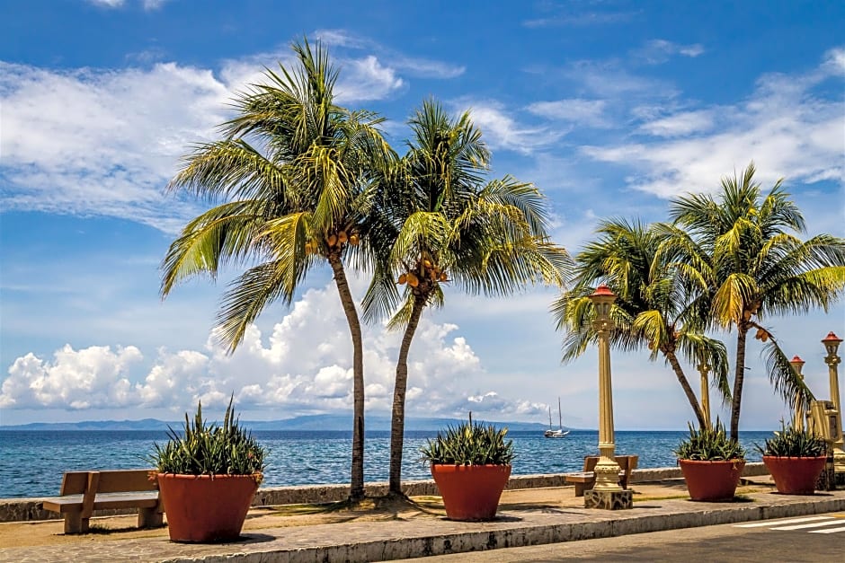 Coast Wise Hotel Dumaguete