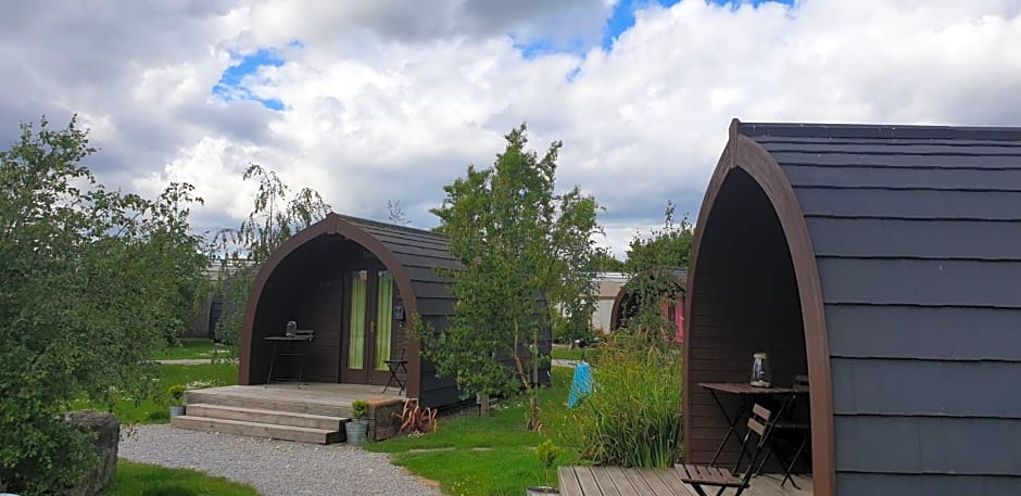 The Little Hide - Grown Up Glamping