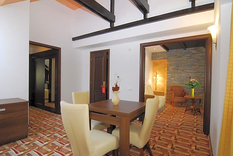 Casa Iris-Hotel & Restaurant