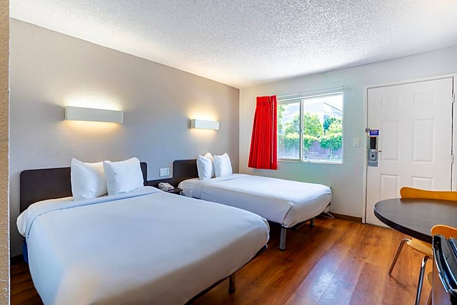 Motel 6-Pleasanton, CA
