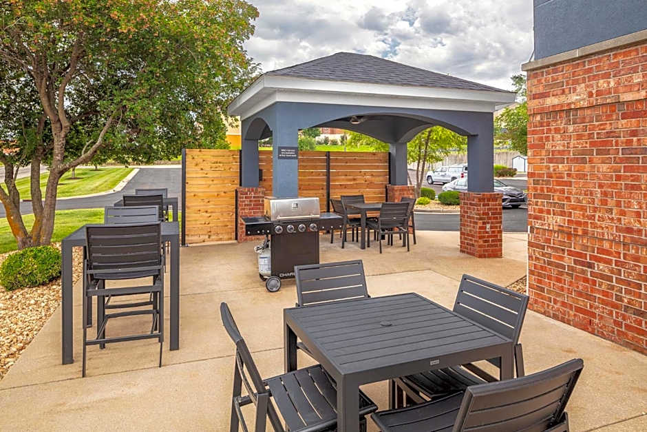 Candlewood Suites St. Robert By IHG