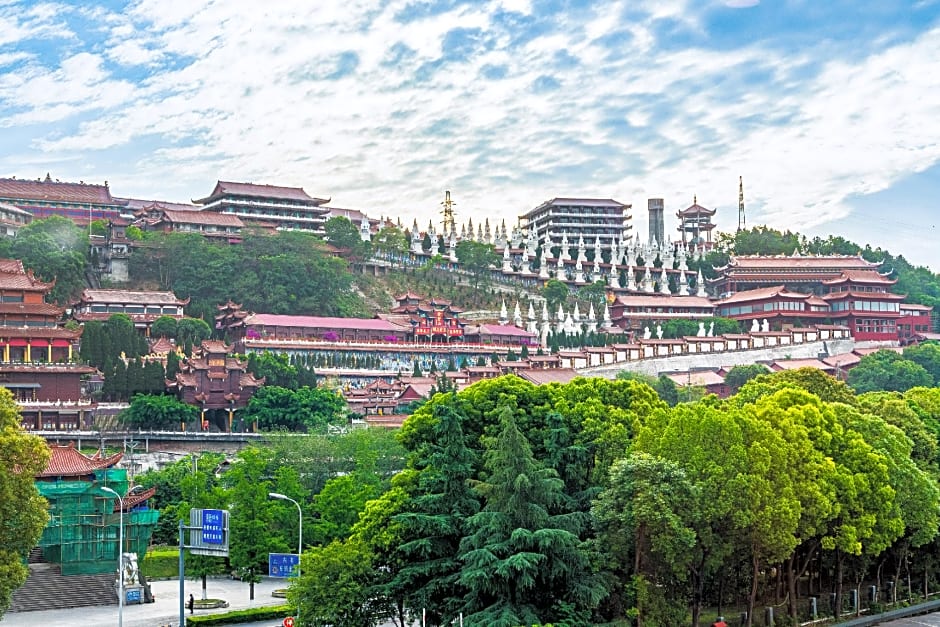 Rezen Select Hotel Mianyang