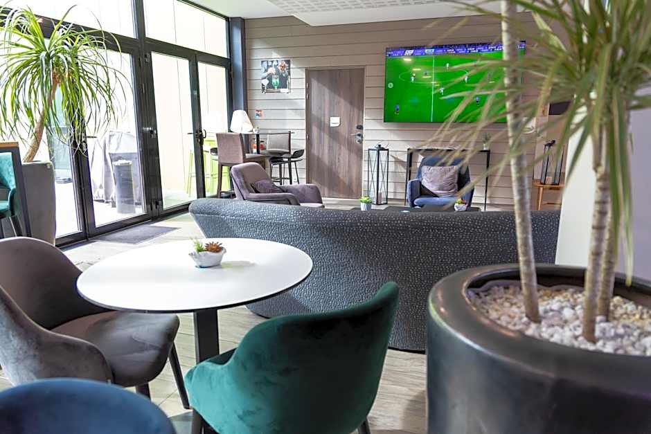 CAMPANILE BELFORT MONTBELIARD Gare La Jonxion