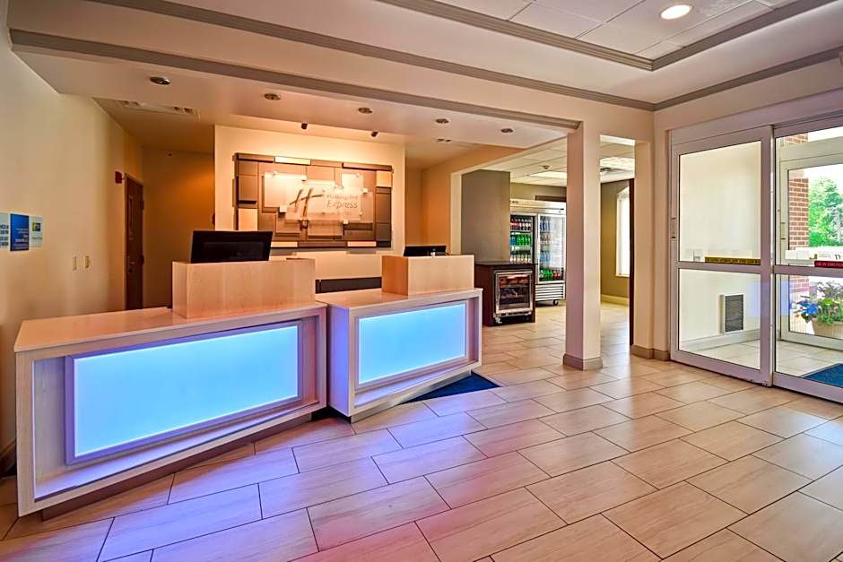 Holiday Inn Express & Suites Schererville By IHG