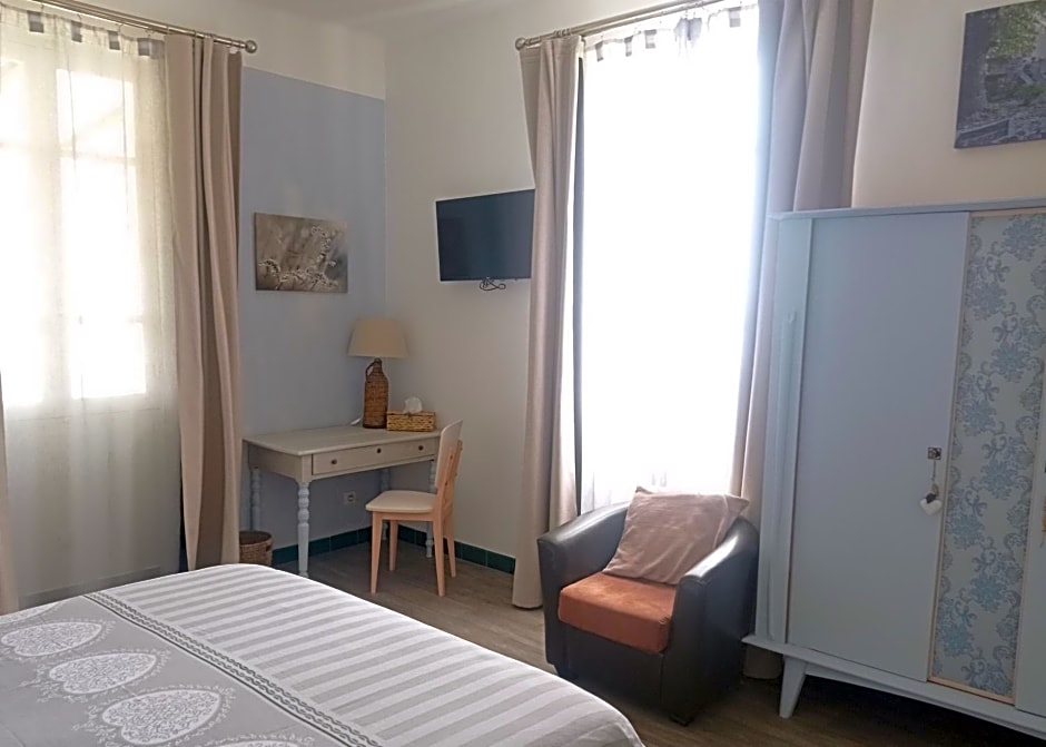 Chambres d'hôte A Caserella, Maison de village rénovée avec vue sur mer