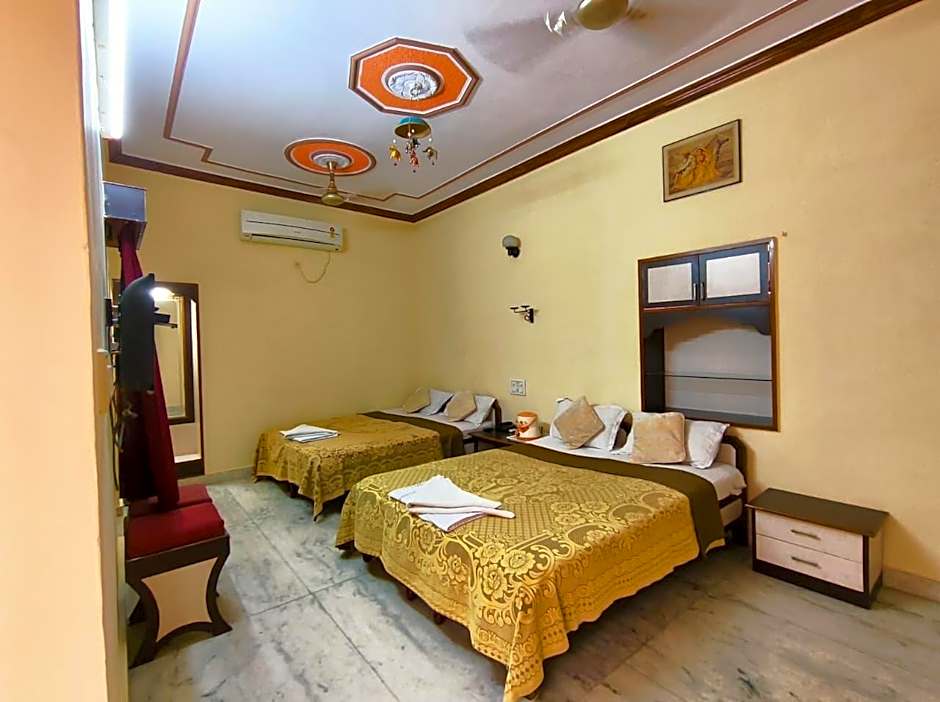Hotel Jaisal Palace