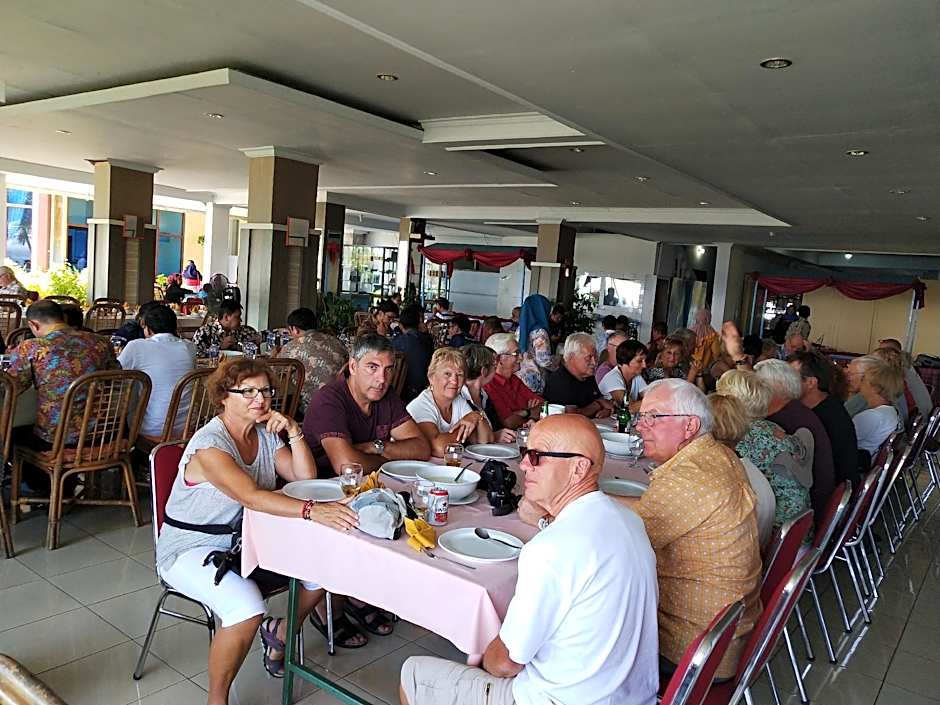 BUKIT KENARI Hotel & Restaurant