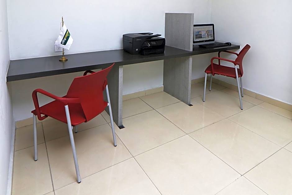 City Express Junior by Marriott Toluca Aeropuerto