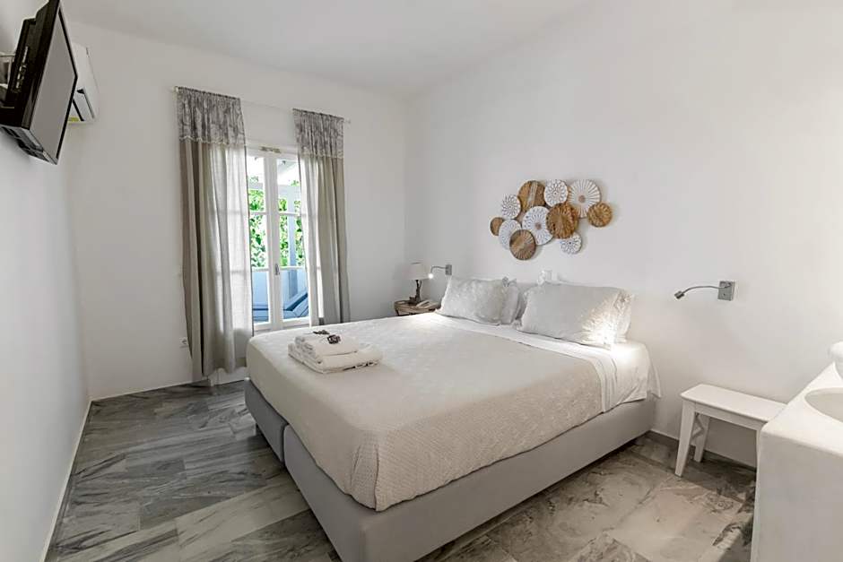 Margarita Studios Ambelas