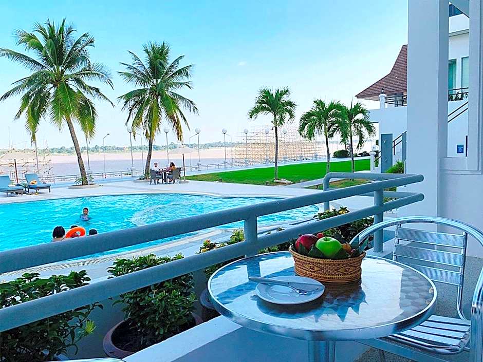Fortune River View Hotel Nakhon Phanom