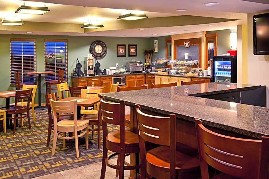 AmericInn by Wyndham Osage