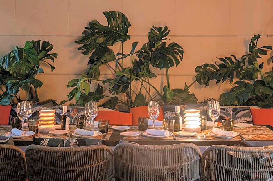 Hotel Montera Madrid, Curio Collection by Hilton