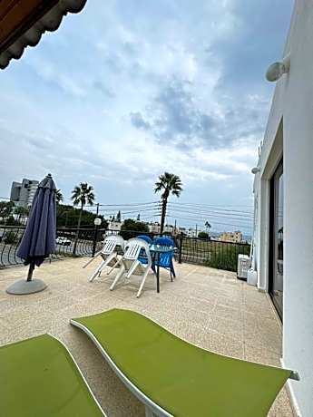 Sea Apartments