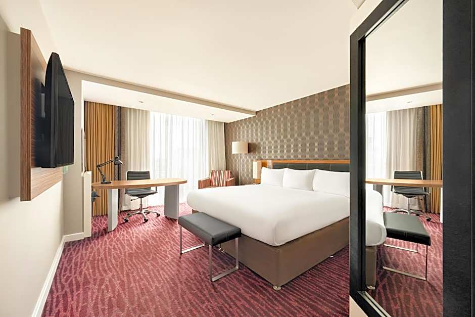 Holiday Inn Manchester-Mediacityuk By IHG