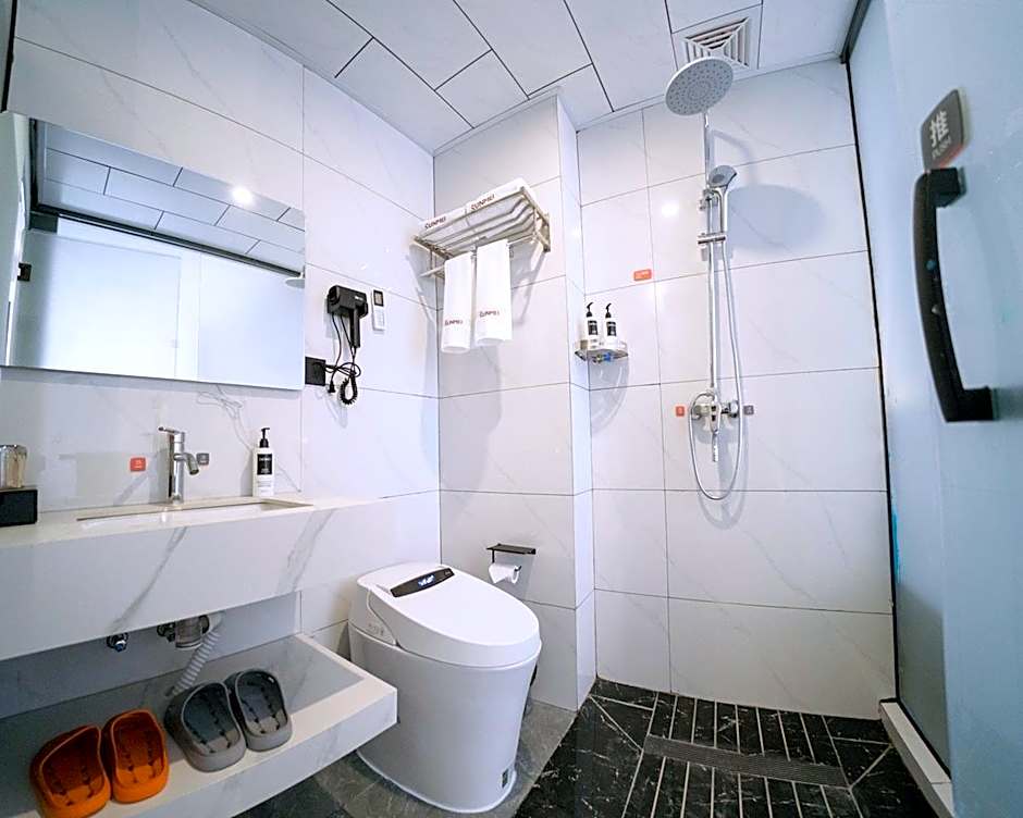 Jun Hotel Leshan Jinkouhe District Binjiang Road