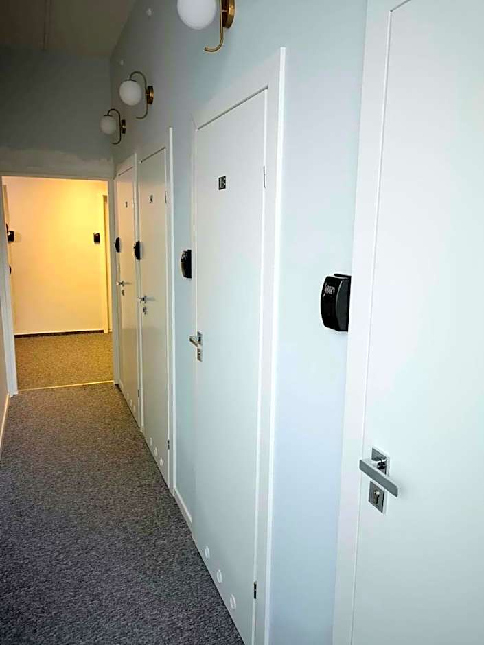 Bello ApartHostel Private Rooms