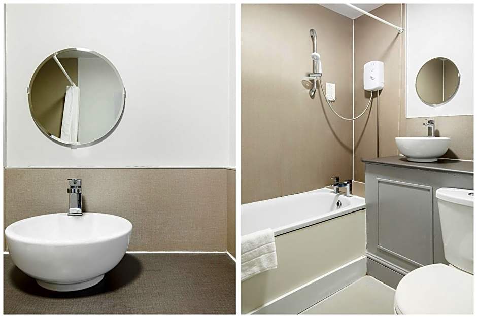 OYO The Green Man Pub and Hotel