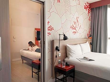 Family Communicating Room with Two Adjoining Rooms