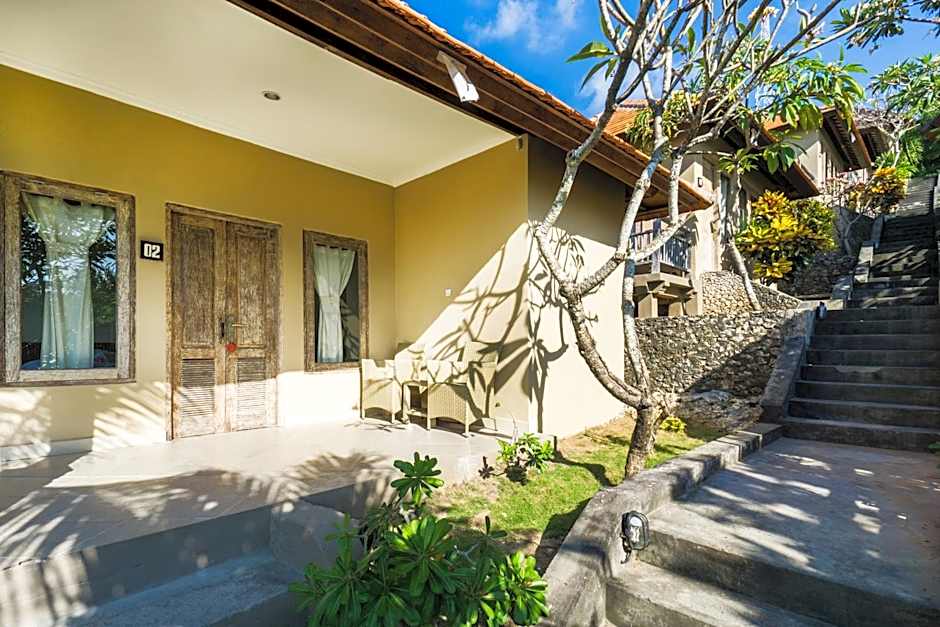 Ware Ware Surf Bungalow Lembongan