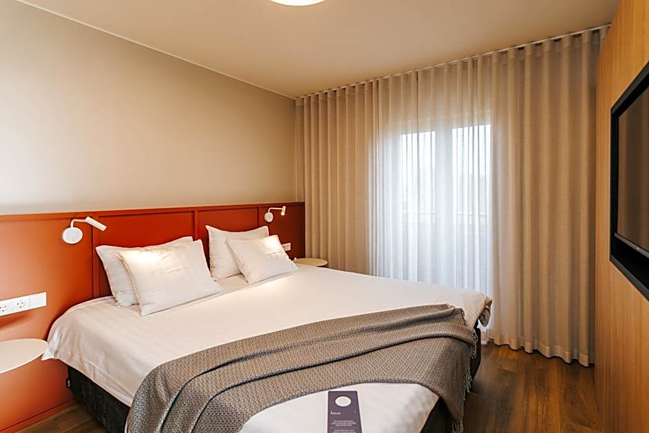 Strand Spa & Conference Hotel