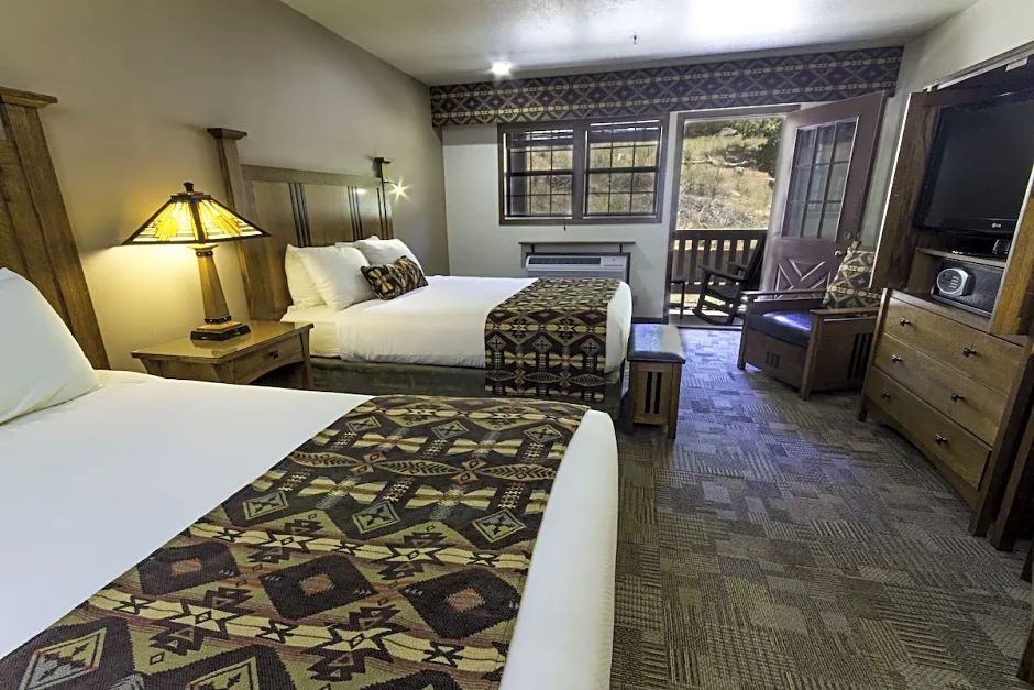 Zion Lodge
