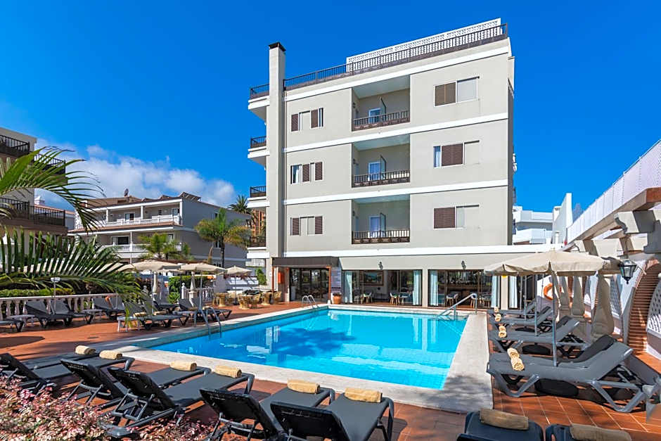 Hotel Don Manolito